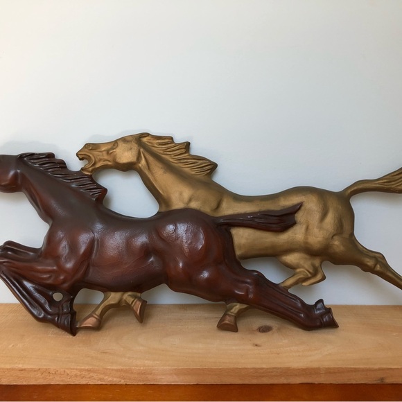 Vintage Galloping Wild Horses Large Cast Wall Art - Picture 9 of 16